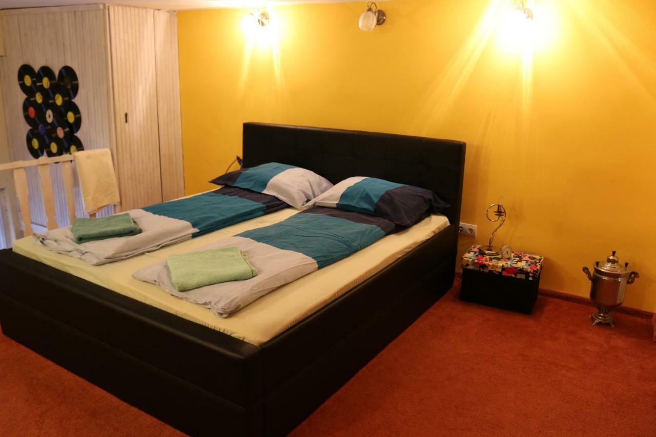 Rockstar Suite In Ruin Quarter Budapest Eksteriør billede
